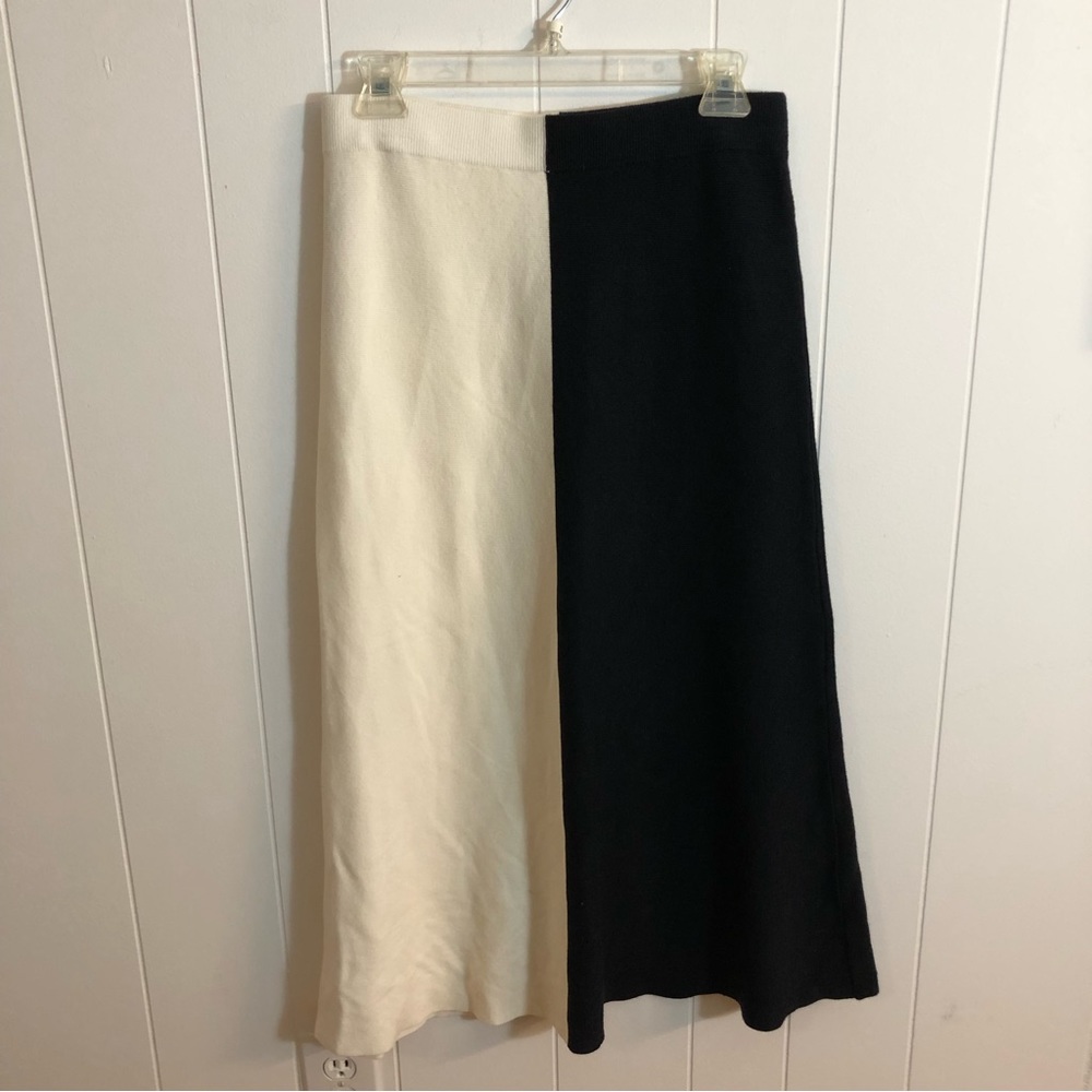 LucyParis NWT Maxi Skirt Colorblock Black/White Large